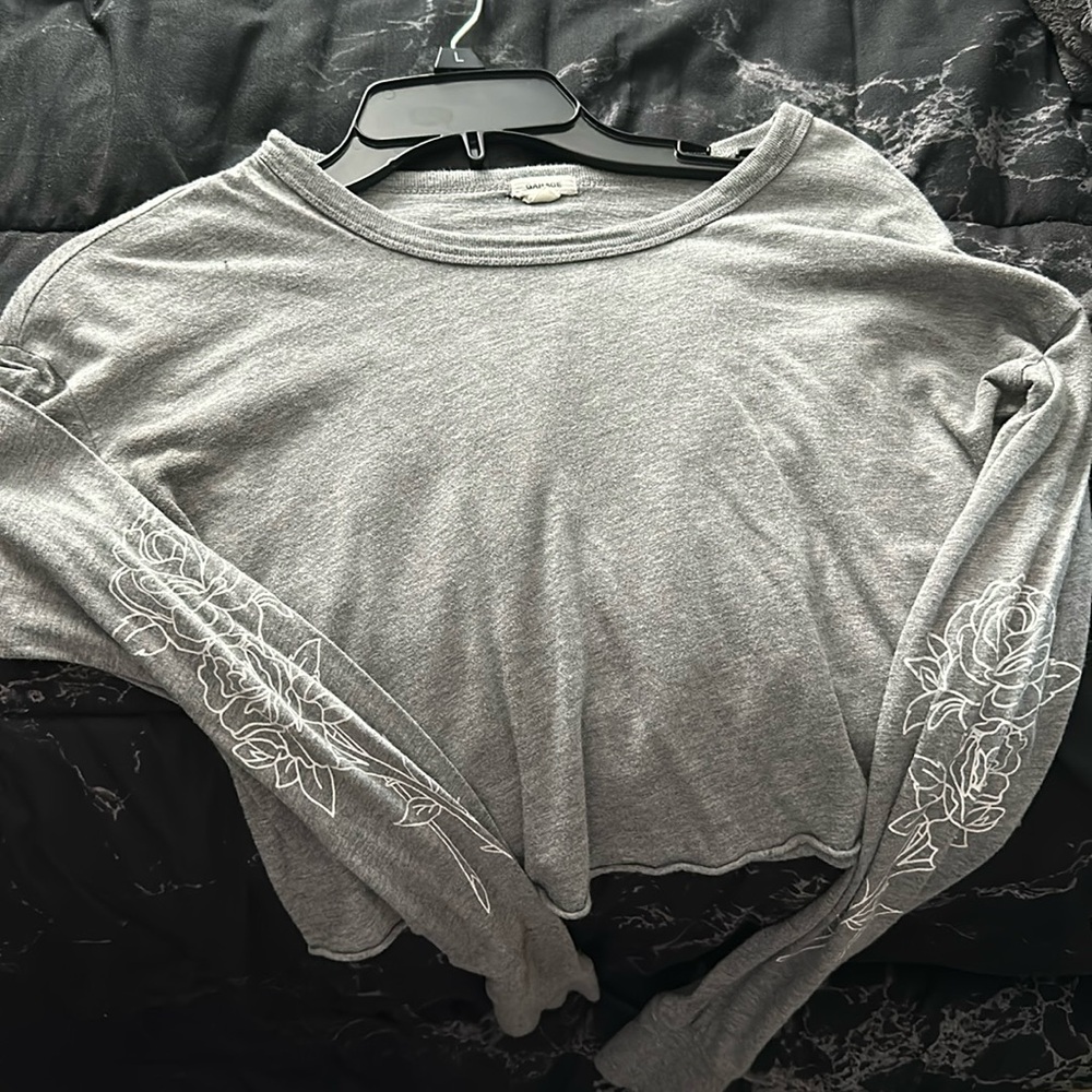 Women’s garage cropped long sleeve